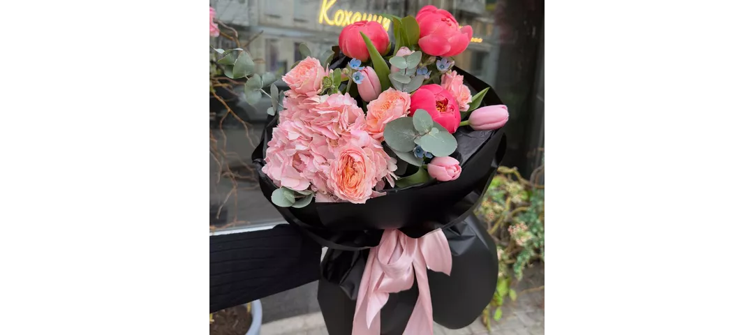 Чим відрізняються авторські букети від класичних