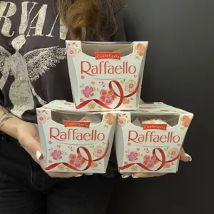 Цукерки Raffaello 150г